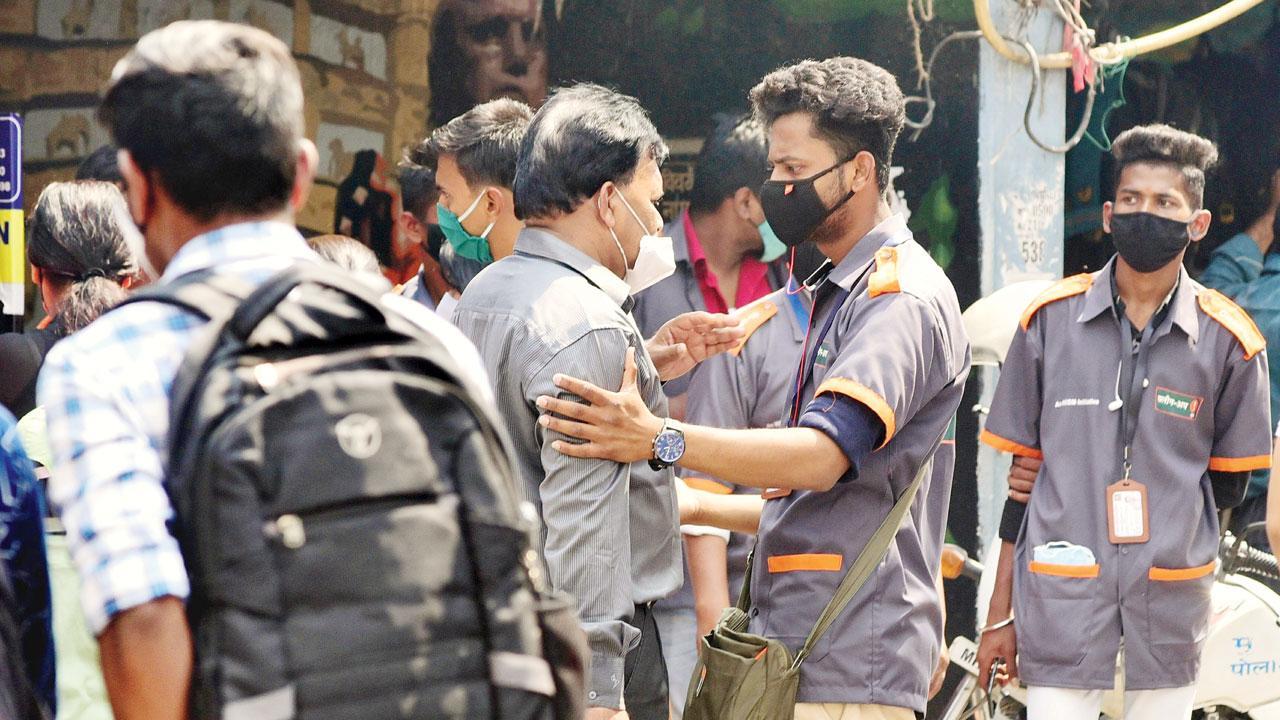 Mumbai: Get ready for any scenario, Uddhav Thackeray tells BMC