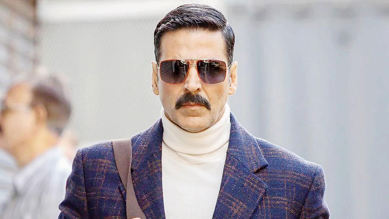 Akshay Kumar's 'Bellbottom' to have theatrical release in May