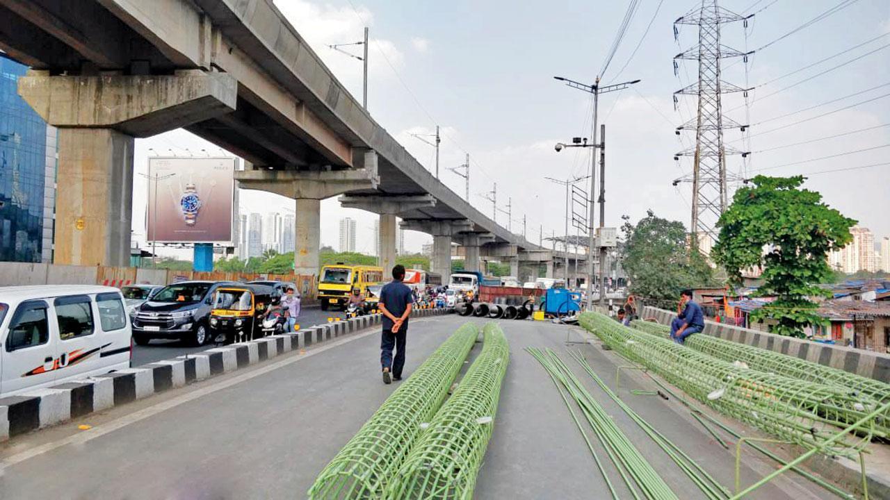 Mumbai: After a decade, MMRDA removes divider on Western Express Highway where many lives have been lost