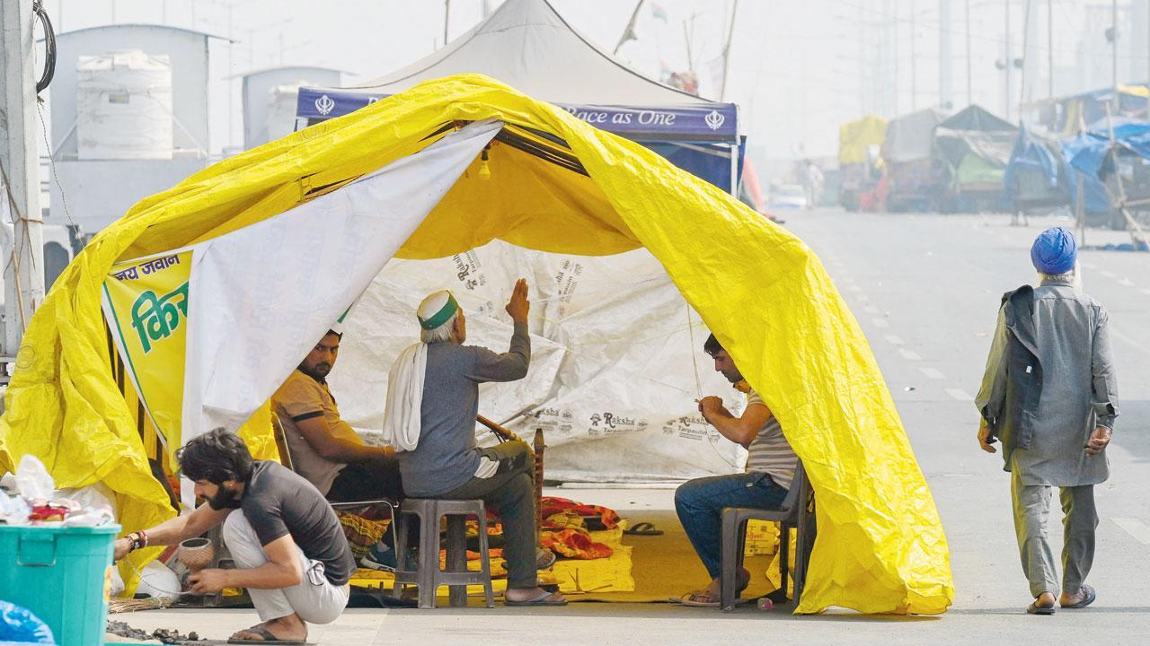 After Parliament gherao call, government says ready to resume talks
