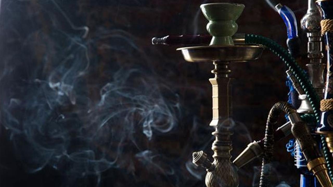 Mumbai Crime: Hookah parlour raided in Andheri; 42 booked