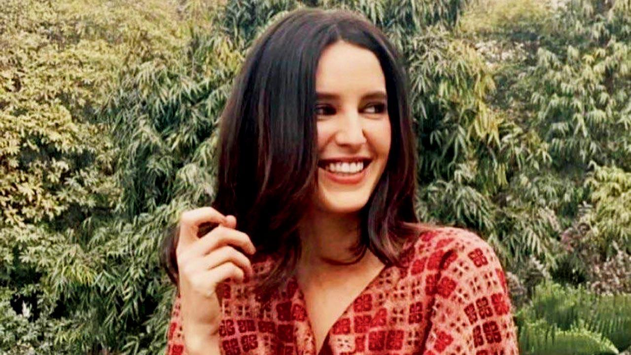 Katrina Kaif's sister Isabelle Kaif to debut in Bollywood with this film