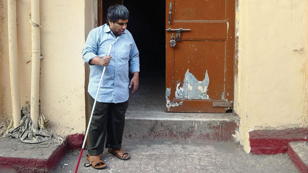 Byculla hostel’s blind inmates left to fend for themselves on streets