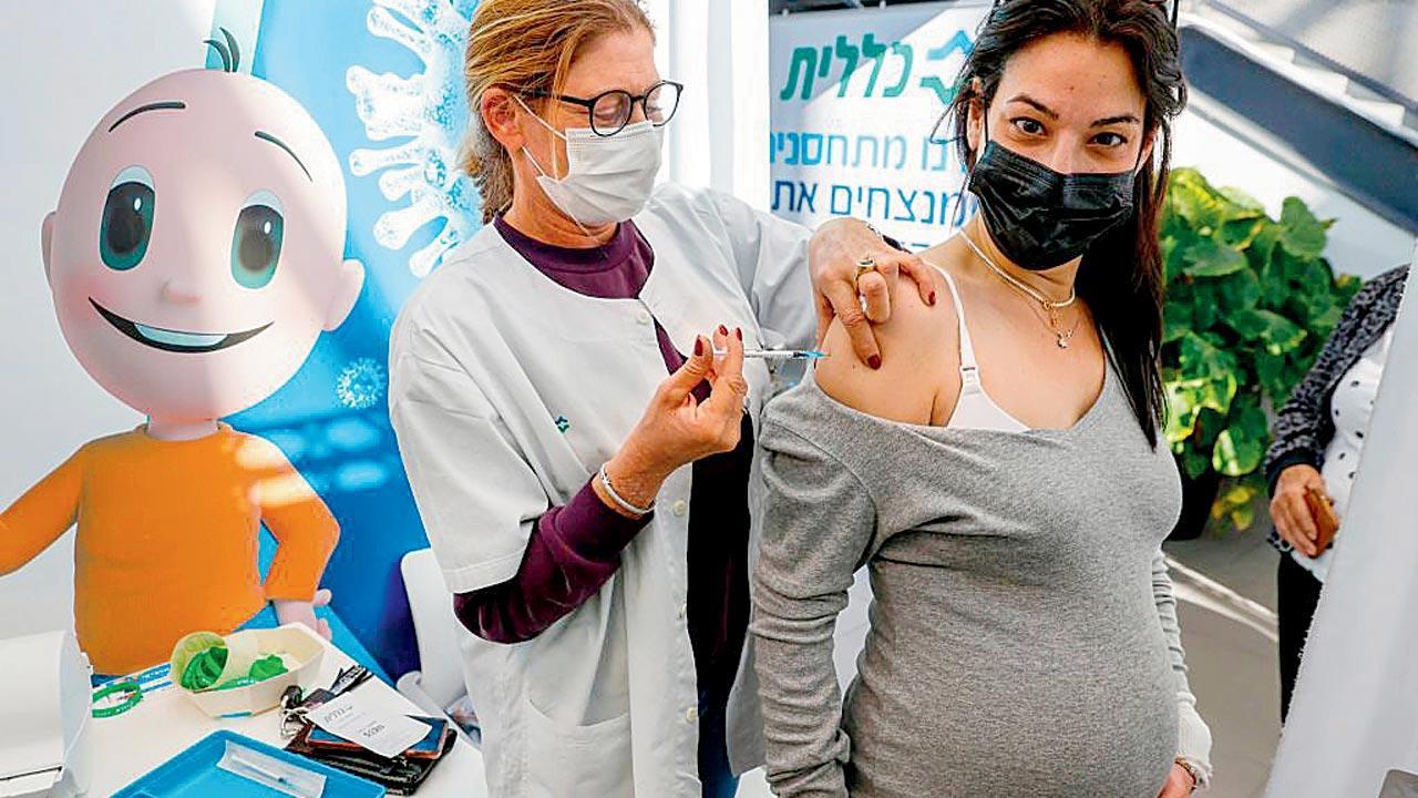 Should pregnant women take jab?