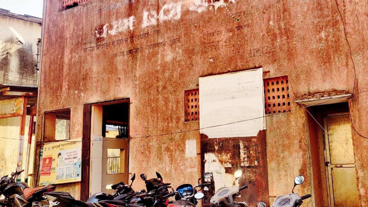 Mumbai: Woman in Mulund kills self due to harassment, leaves suicide note on thigh