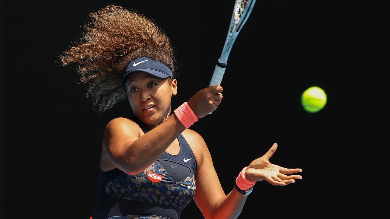 Australian Open: Naomi Osaka advances to semis by beating Hsieh Su-wei