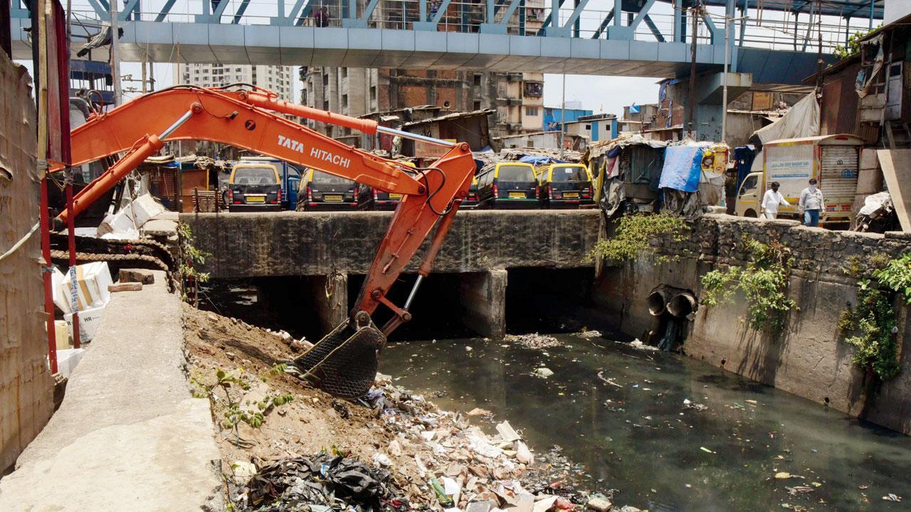 BMC to spend Rs 152 crore to desilt nullahs in Mumbai
