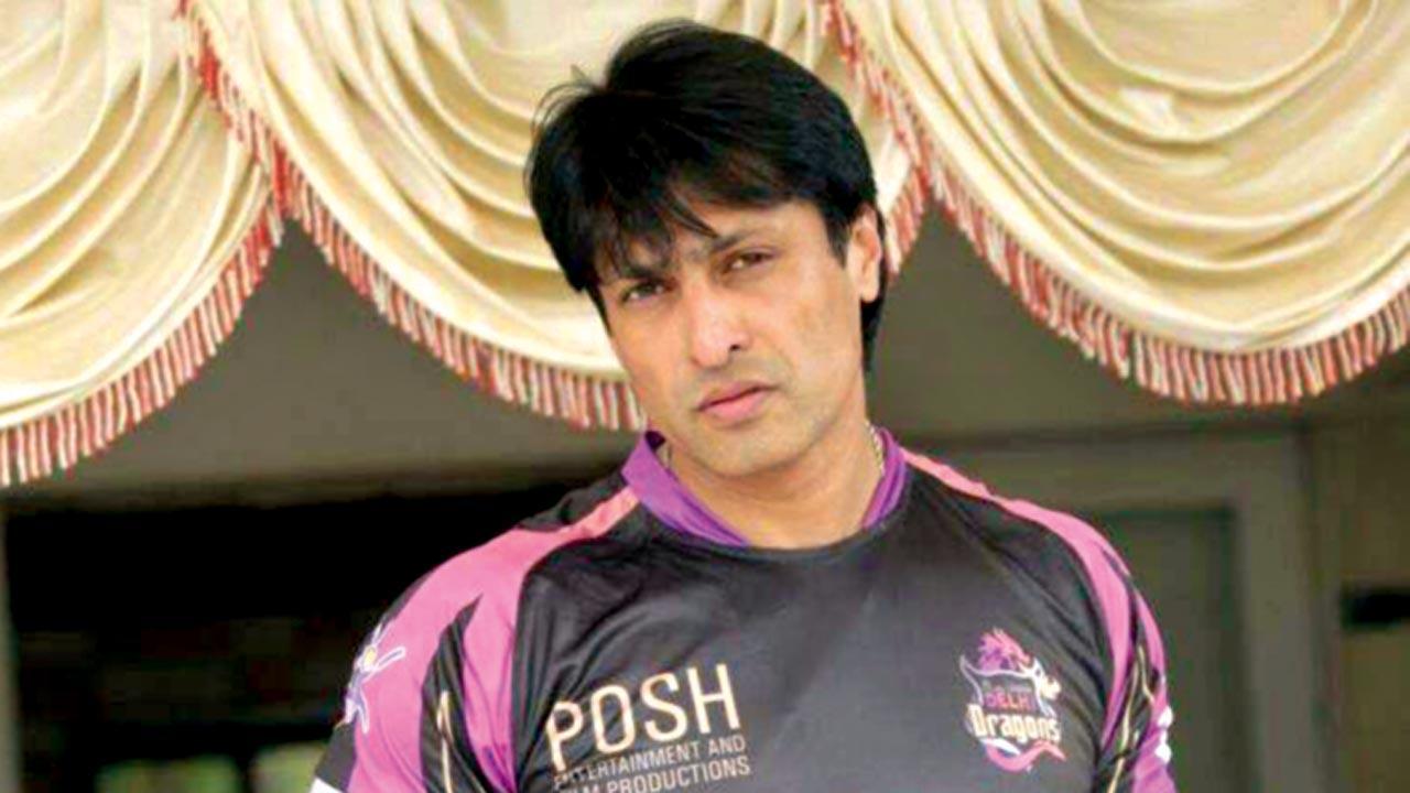 Salil Ankola vehement in defence for 100-plus player selection trials at BKC