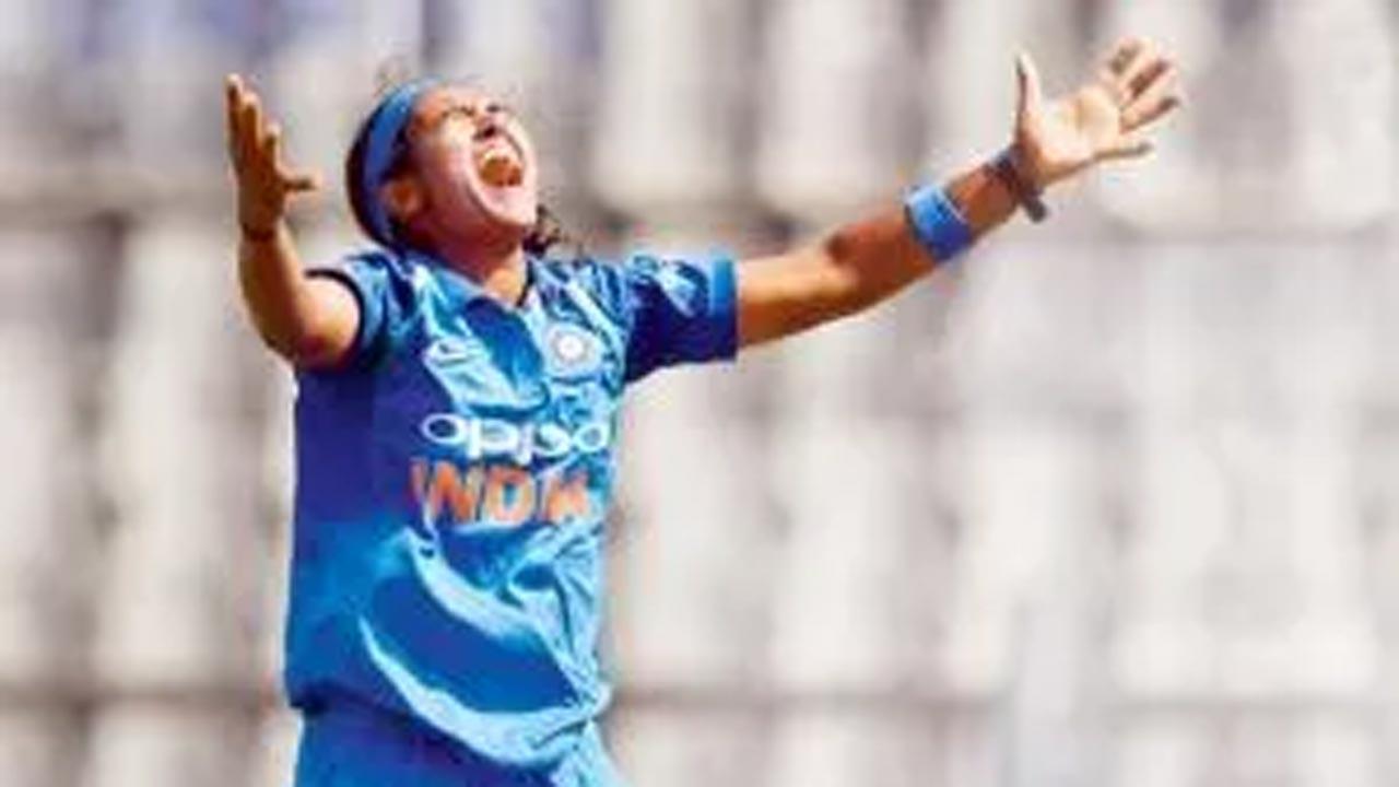 Shikha Pandey axed, Shwetha gets maiden call-up