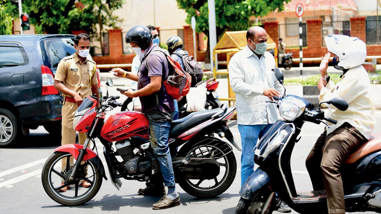 Mumbai: 340 bikers nabbed, 98 cases filed since Jan 23