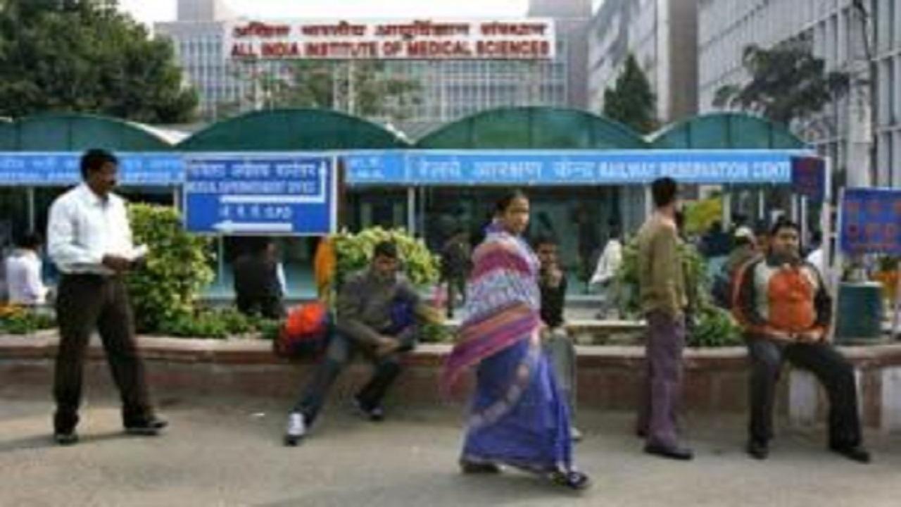 As cases shrink, AIIMS restricts use of PPEs to Covid ICUs