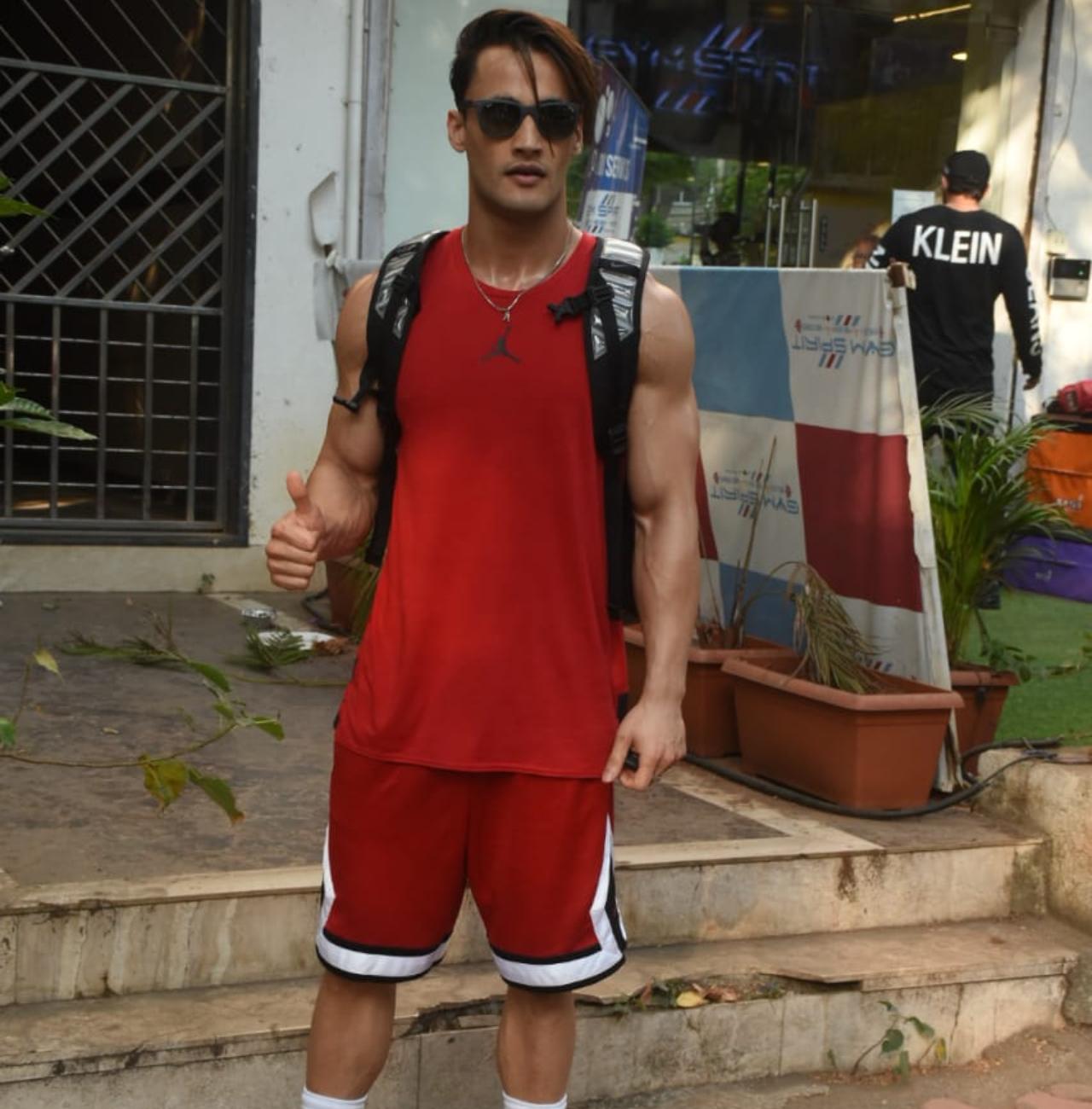 Bigg Boss 13 finalist Asim Riaz was also clicked in Bandra. He opted for a red t-shirt and shorts for the outing.