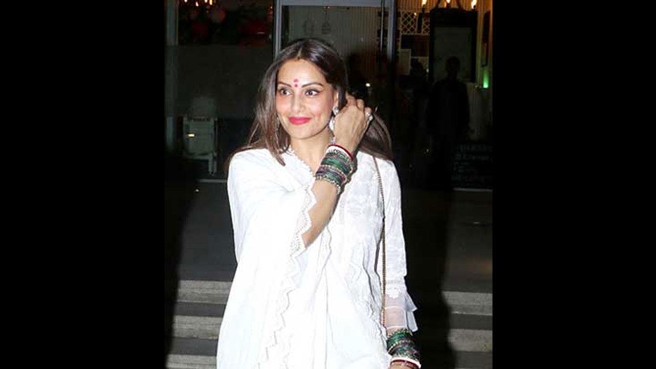 See Photos: Bipasha Basu is making sweet memories with Karan Singh Grover in Maldives