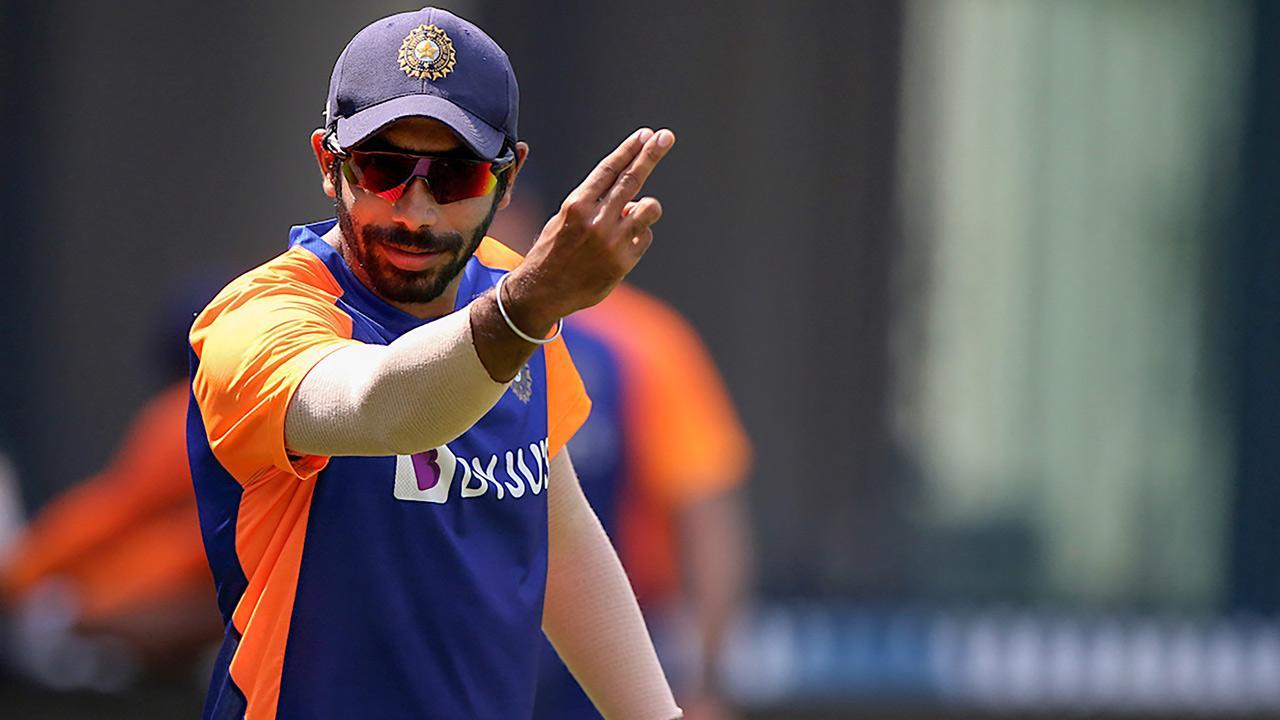 1st Test: R Ashwin, Jasprit Bumrah strike as England 67/2 at lunch on Day 1
