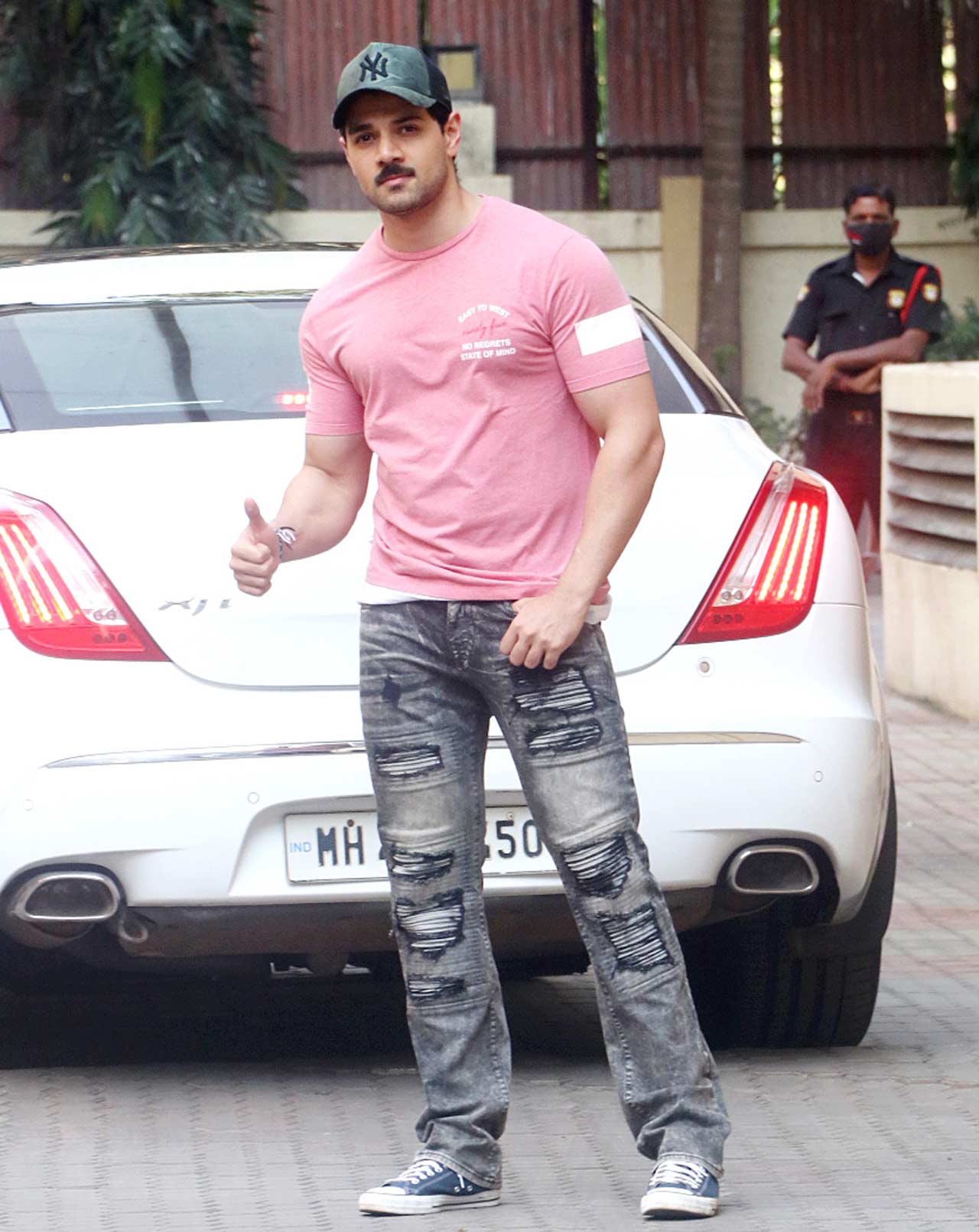 Sooraj Pancholi showed off his handsomeness in his pink t-shirt and light grey pants as he was clicked in Mumbai.