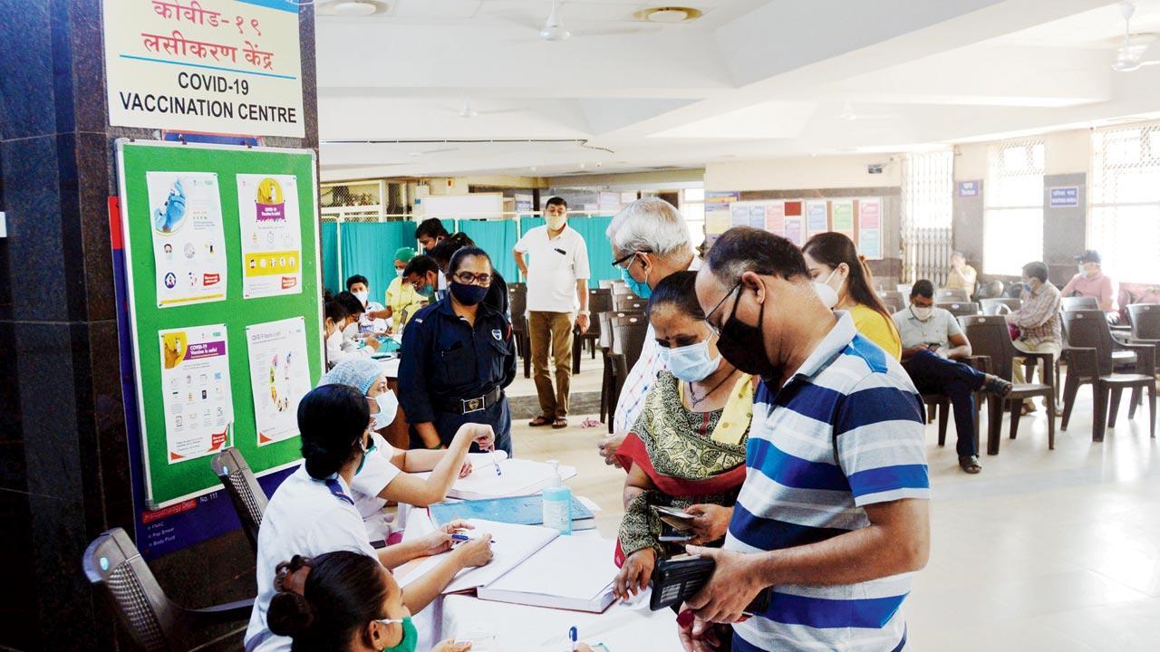 Mumbai: BMC yet to finish 50 per cent of Phase I vaccinations
