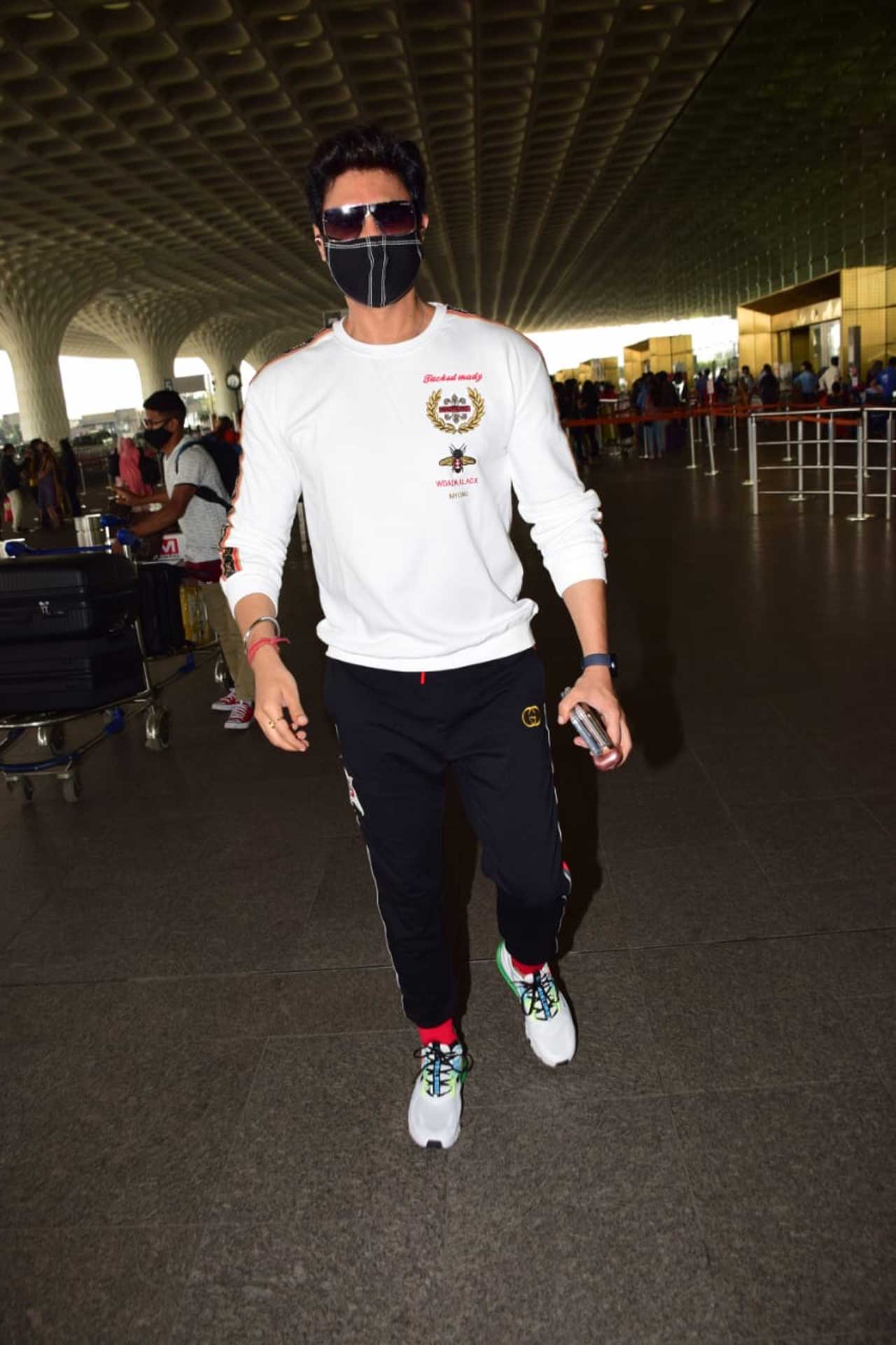 Gaurav Chopra at the Mumbai airport.