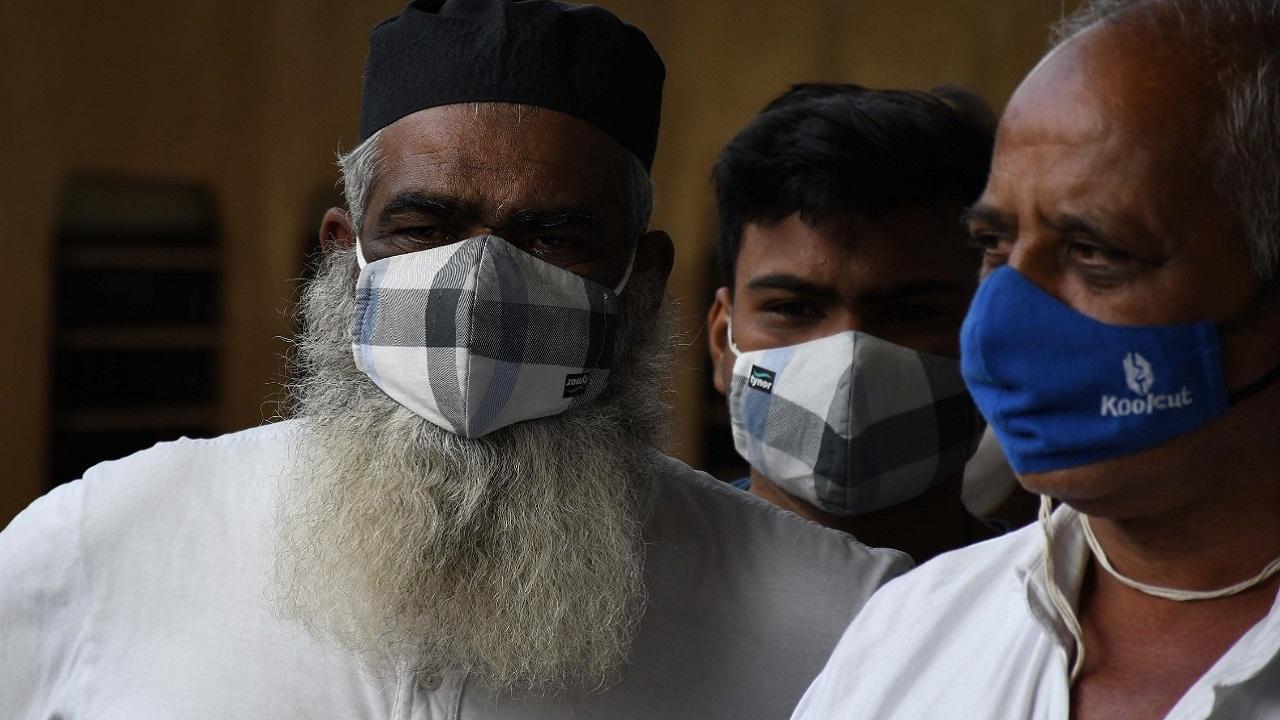 Proper fit of face masks is more important than material, says study