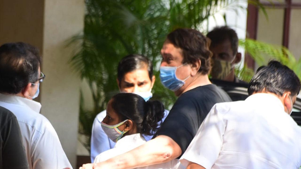 Randhir Kapoor talks about his younger brother Rajiv Kapoor’s demise 