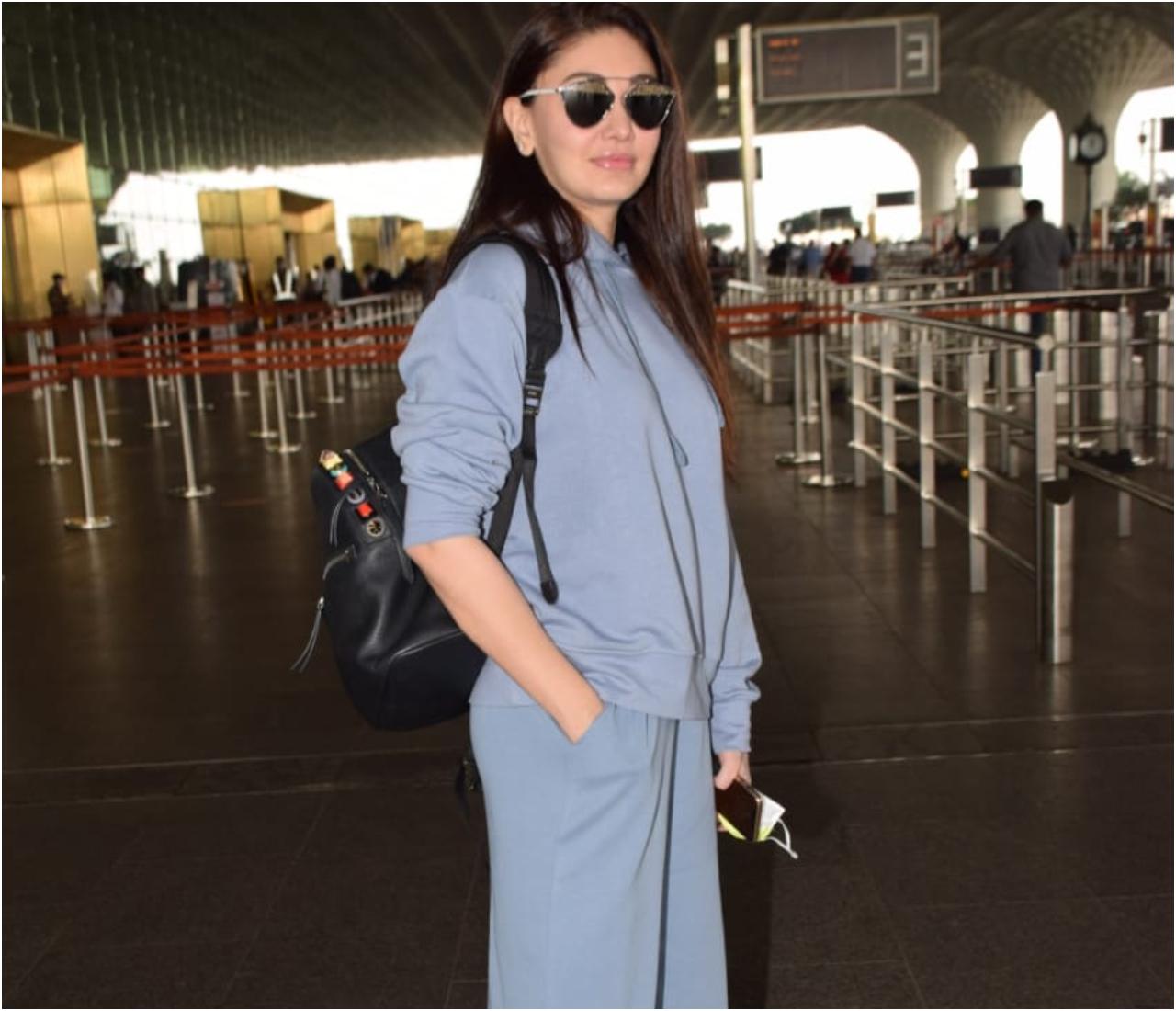 Bigg Boss 13 contestant Shefali Jariwala was also clicked at the airport. She opted for a blue t-shirt and trousers for the outing.