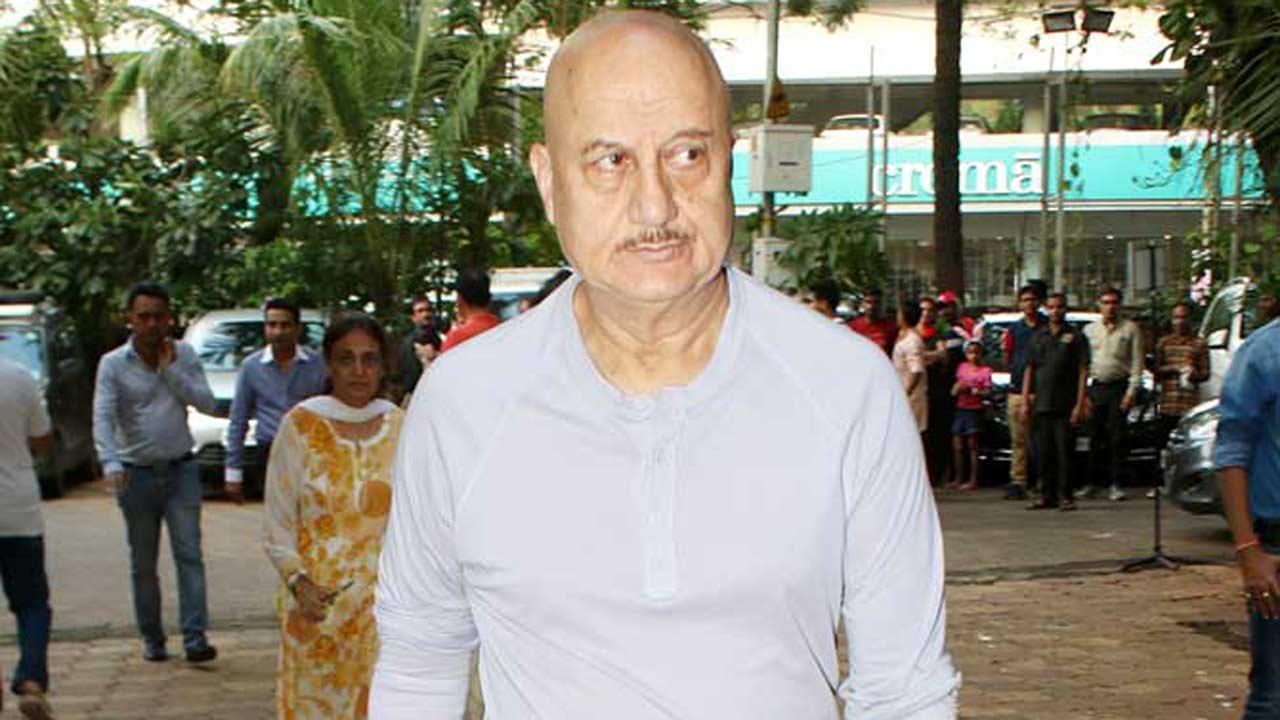 Anupam Kher: Mom's values were all I had when I came to Mumbai to be an actor with 37 rupees