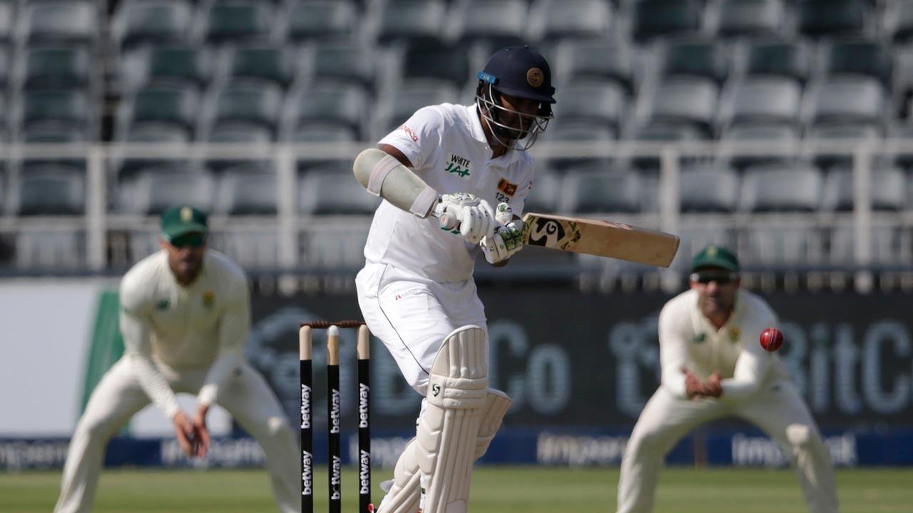 Skipper Dimuth Karunaratne gives Sri Lanka slender lead against South Africa