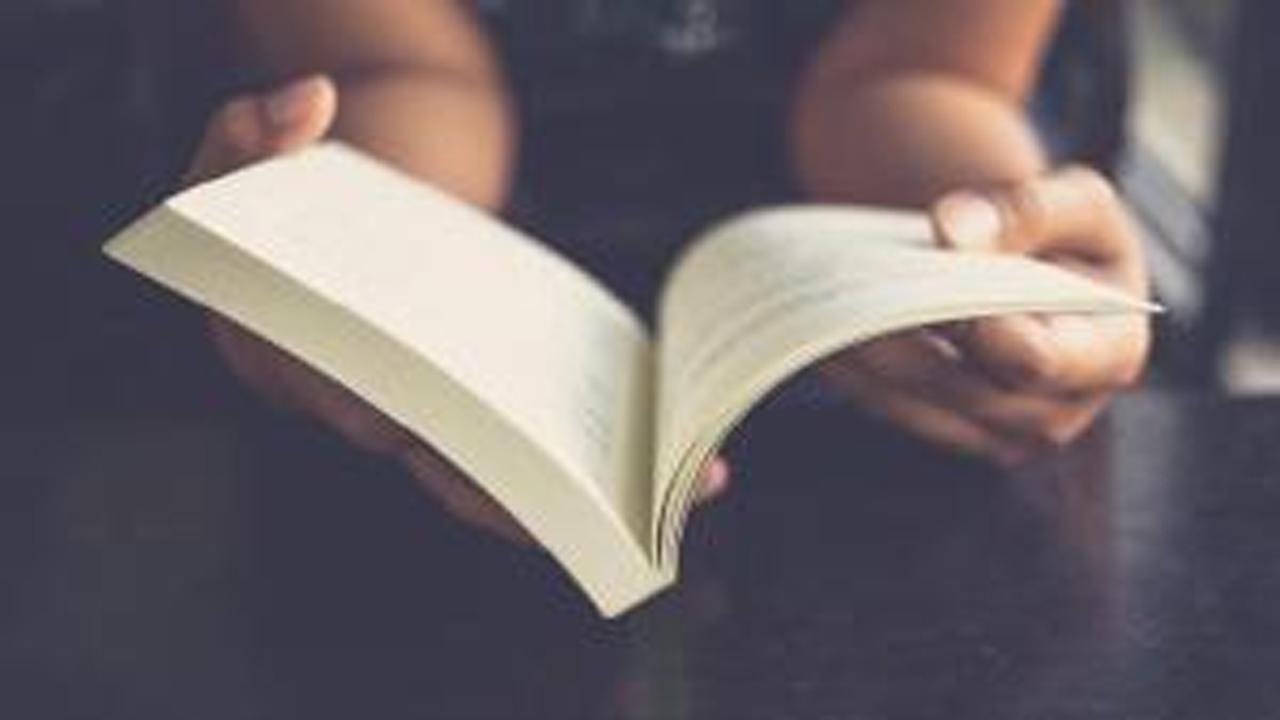 Dubai-based 5-year-old Indian boy reads 20 books in an hour