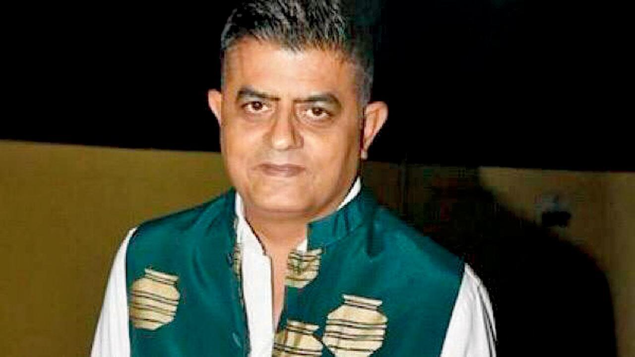 Gajraj Rao roped in to play the leading role in Mangesh Hadawale's Thai Massage