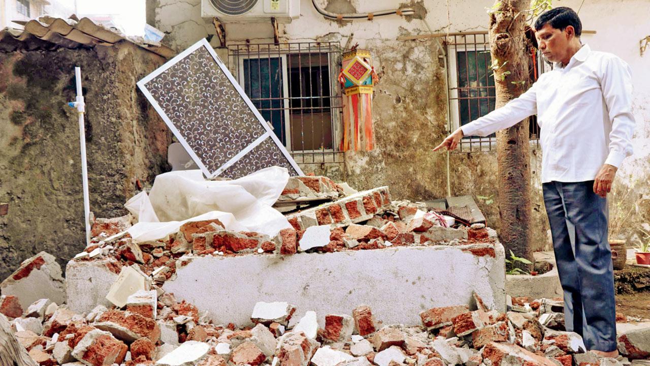 Mumbai: Family runs from pillar to post as 88-year-old woman seeks access to toilet