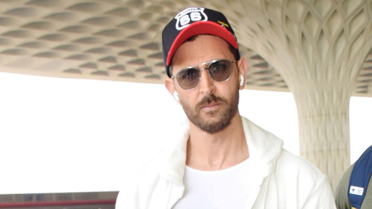 Hrithik Roshan enters 2021 with a new skill; learns how to fly a drone