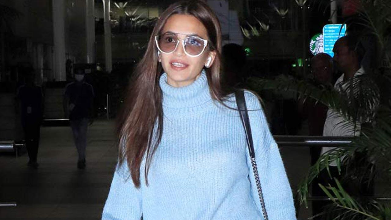 Kriti Kharbanda hopes for a 'time machine'