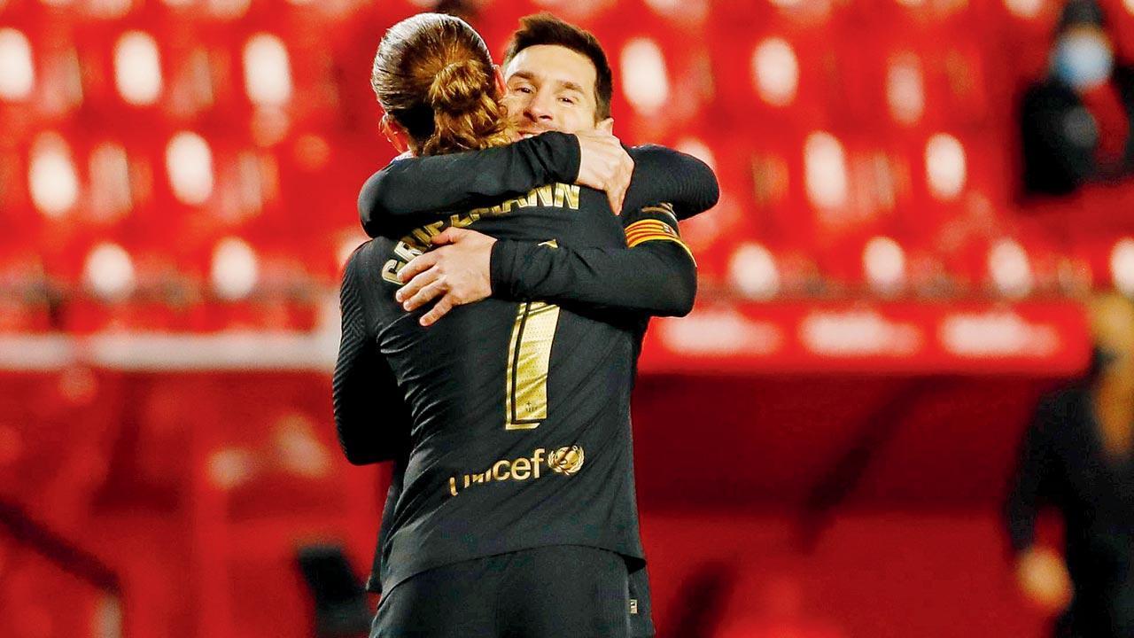 La Liga: Barcelona's Lionel Messi, Antoine Griezmann net brace; Madrid held 0-0