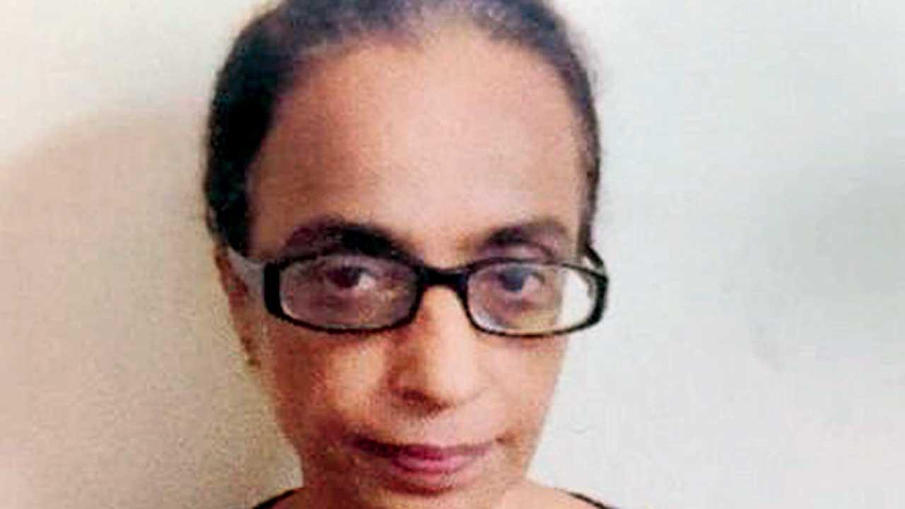 Mumbai: ‘Supermom’ cons 24 to rescue gambler son