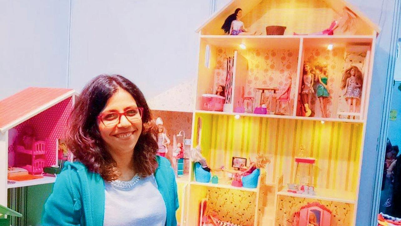 Meet the Mumbai mom who's living her dream by building doll houses for children