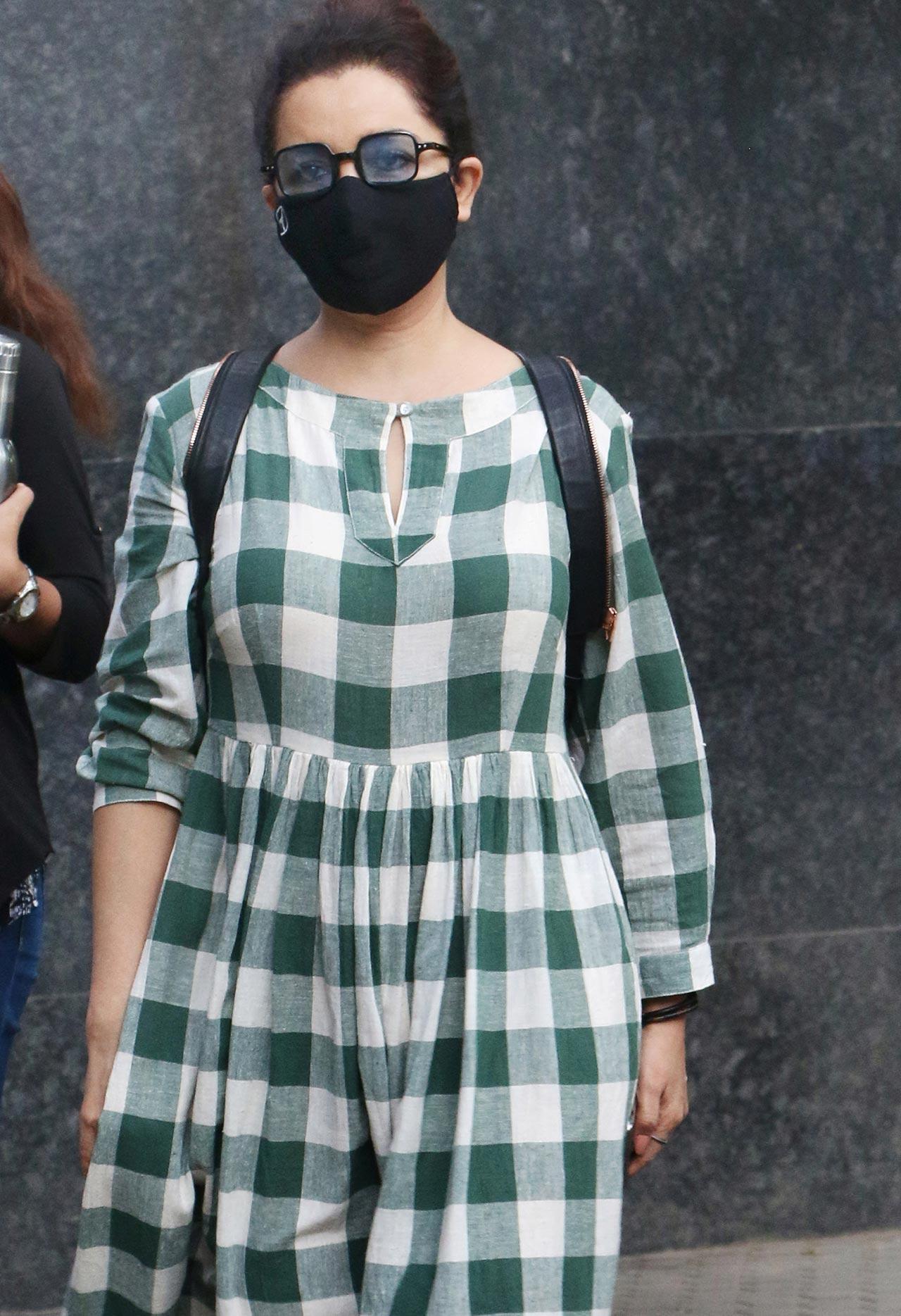 Tisca Chopra was also clicked in Bandra. The actress checkered dress as was clicked by the photographers.