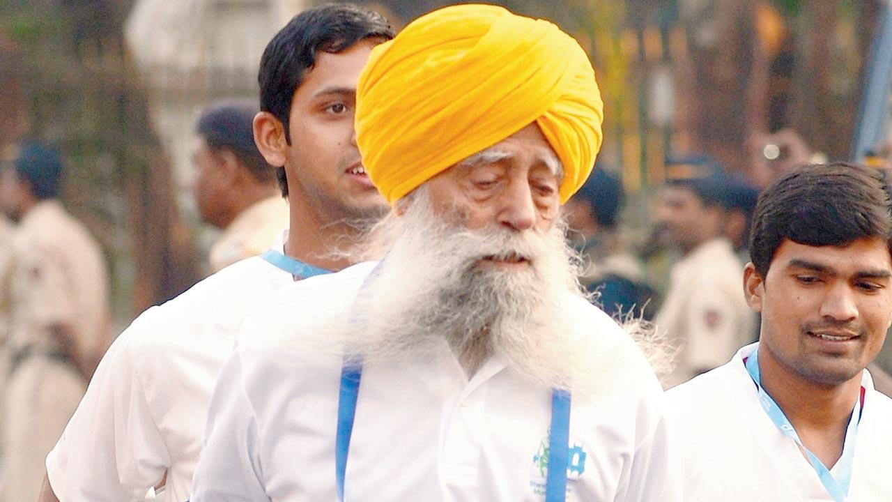 Turbaned Tornado: Omung Kumar to bring the centenarian’s journey on screen with Fauja