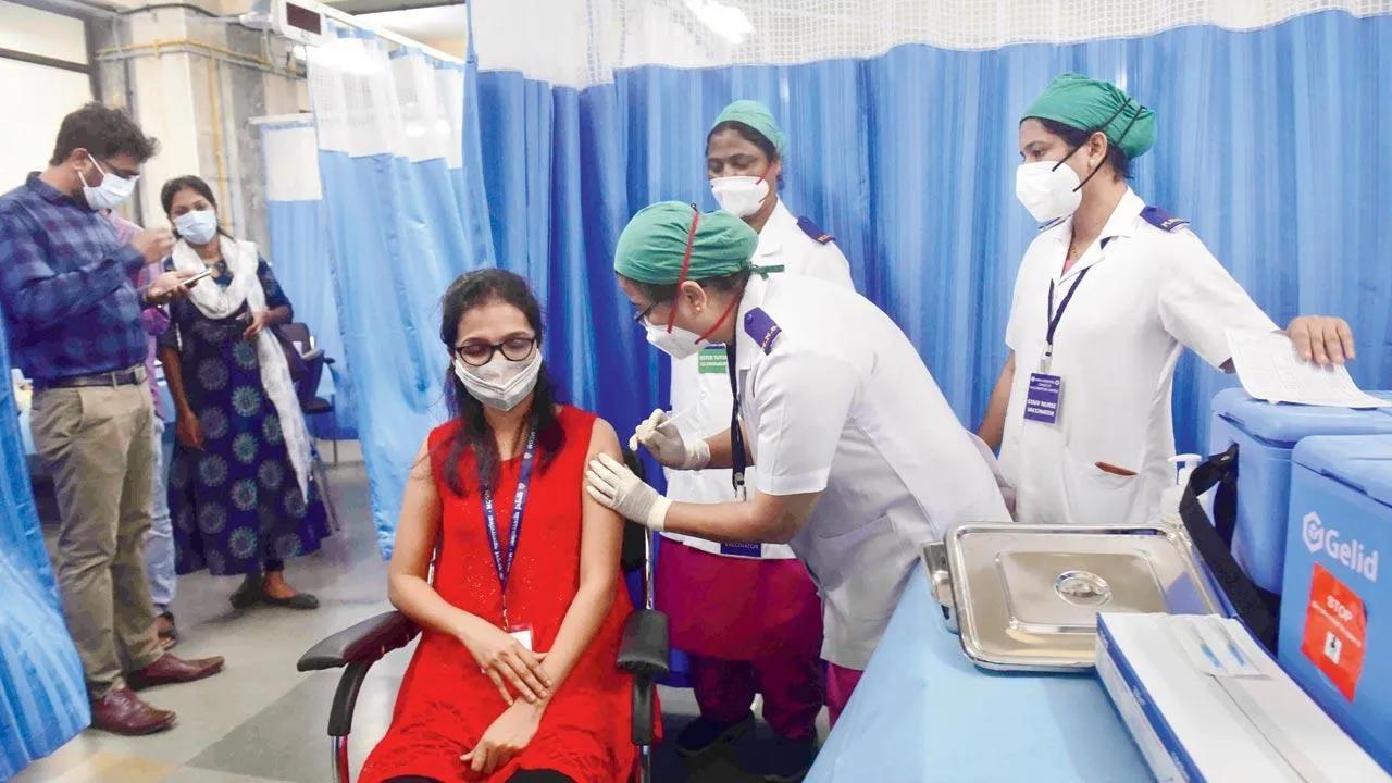 Centre asks states to increase coverage of beneficiaries receiving COVID-19 vaccination