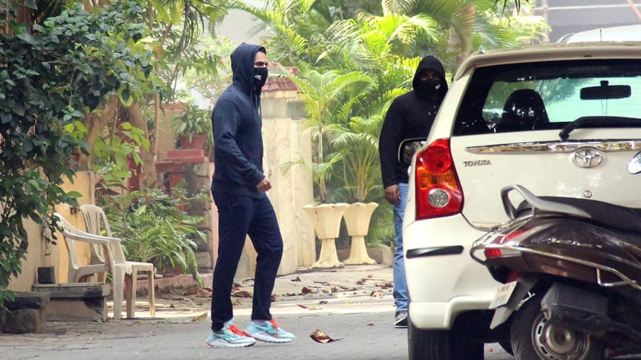 Varun Dhawan, Natasha Dalal with their families head to Alibaug for the wedding