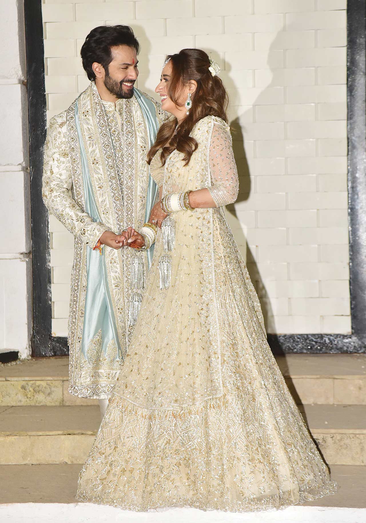 Isn't their love story just out of a fairy tale? We wish the duo a happy married life!