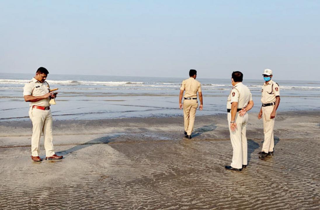 Mumbai cops save woman headed to beach to kill herself