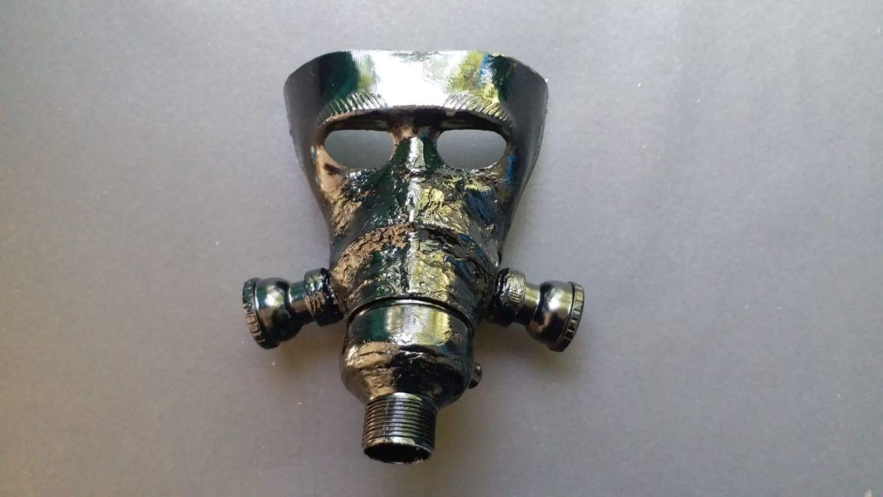 Railway official develops mask to fight microbes