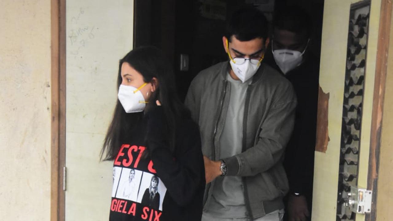 Anushka Sharma and Virat Kohli's appeal to paparazzi: Kindly do not click our daughter’s picture