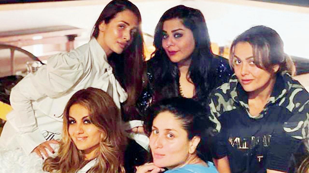 Kareena Kapoor Khan meets the squad Malaika Arora, Natasha Poonawalla,  Mallika Bhatt