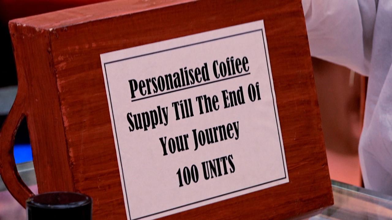Bigg Boss then announced the weekly task to satisfy their hunger since their ration was limited and restricted only to essential items. So, when given a chance to have some fresh, personalised coffee supply till the end of their journey for 100 units, the housemates were ready to pay any price.