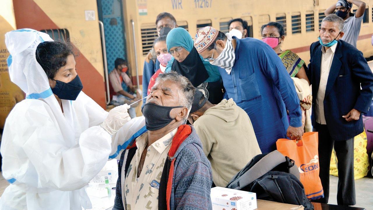 COVID-19: Maharashtra fatalities cross 50,000, Mumbai records 657 infections