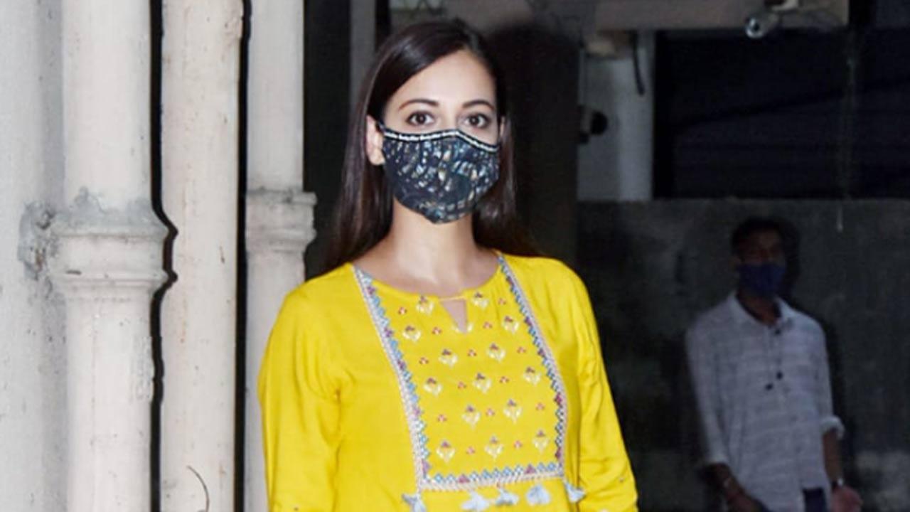 As smog covers Mumbai, Juhi Chawla, Dia Mirza, Ranvir Shorey complain