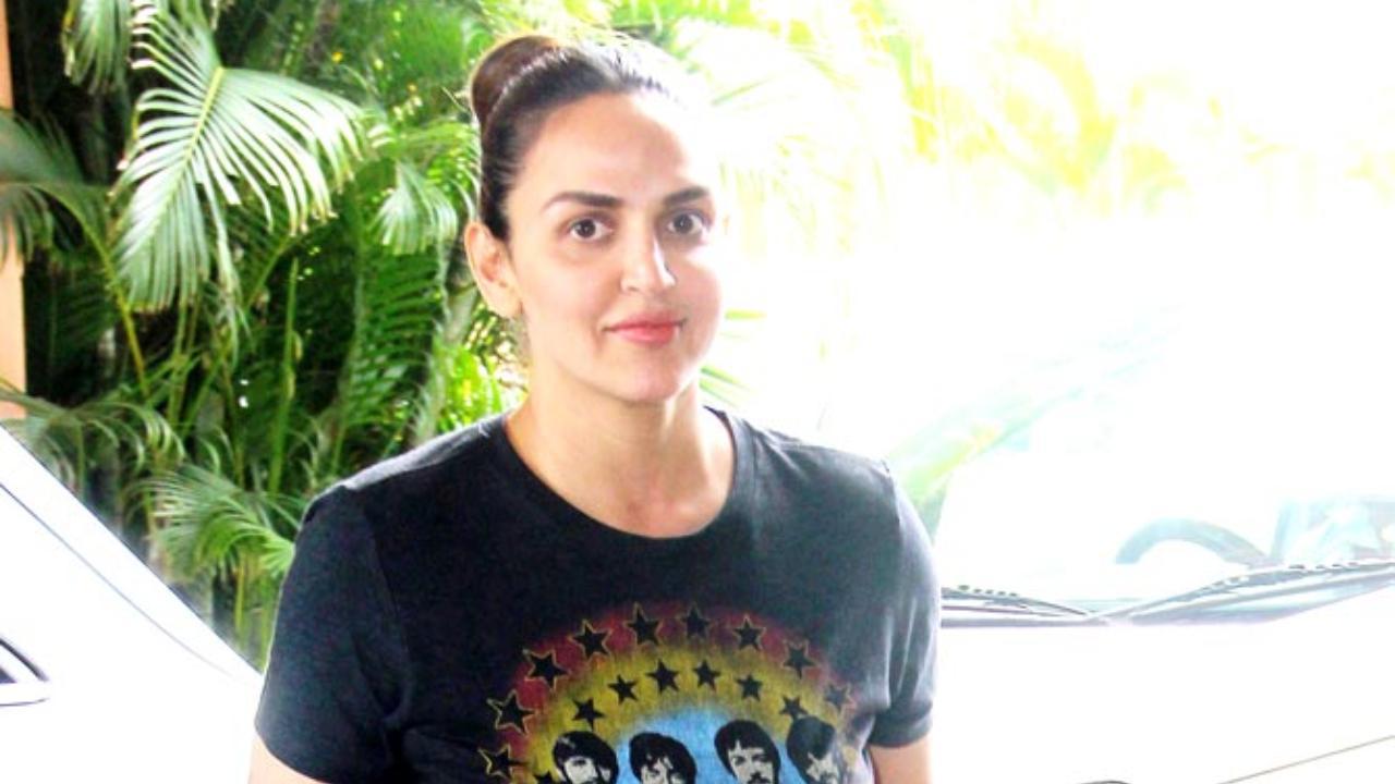 Esha Deol's Instagram account hacked