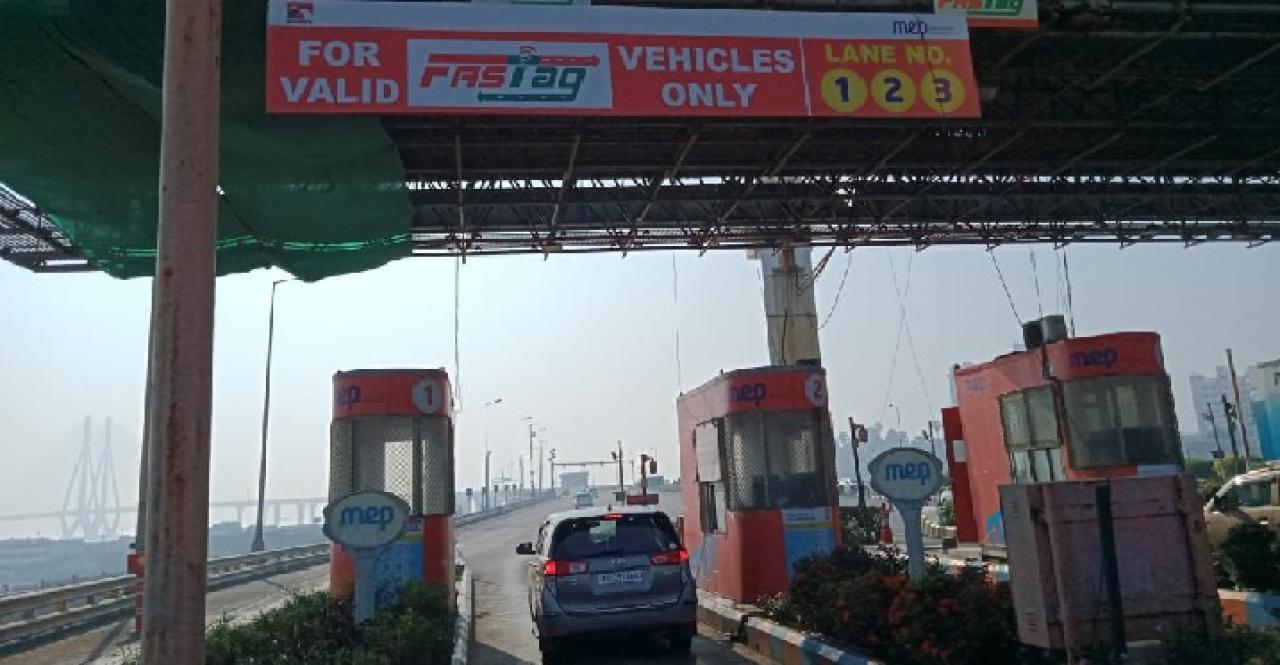 FASTag to be mandatory on Mumbai-Pune Expressway and Bandra-Worli Sea Link from Jan 26