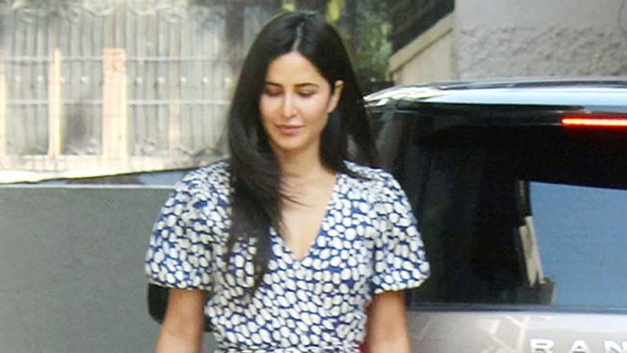 Did Katrina Kaif delete a photo after fans spy Vicky Kaushal's reflection in it?