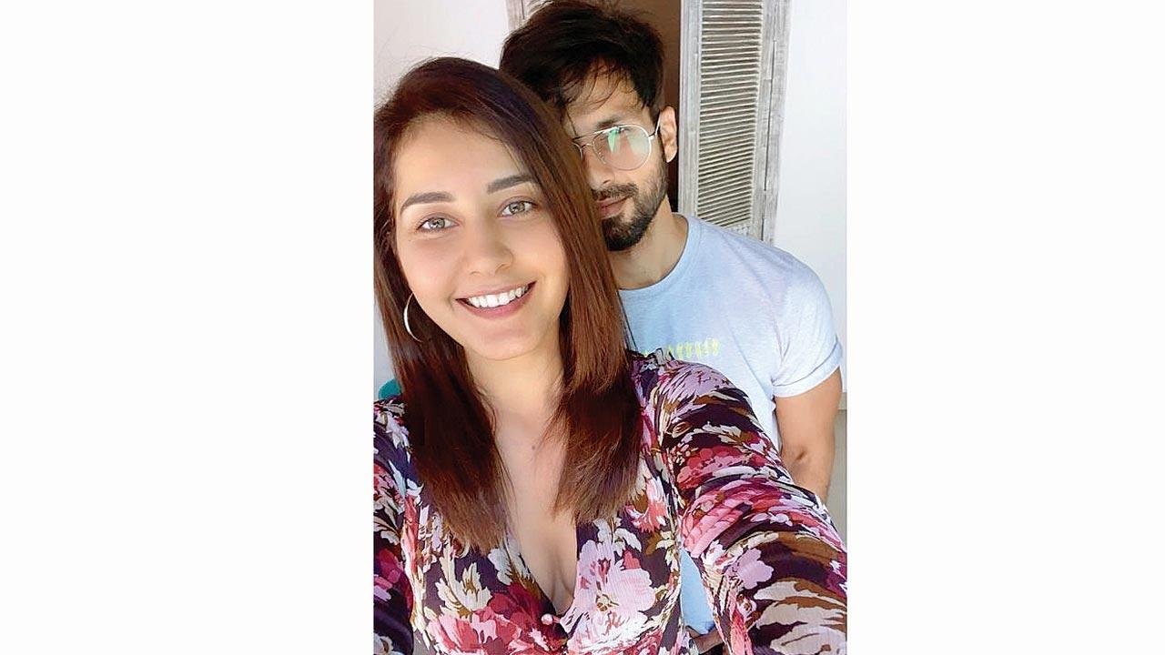 South star Raashi Khanna paired opposite Shahid Kapoor in his digital debut